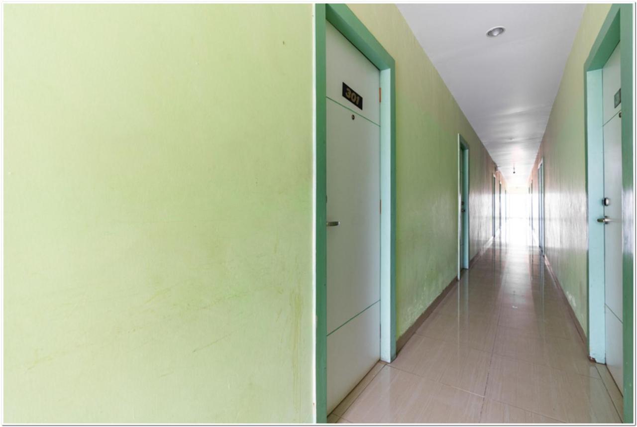 Reddoorz Plus @ Hertasning Area Makassar Extérieur photo